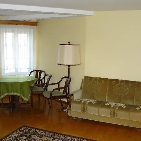 Simon-dach-haus Κλαϊπέντα