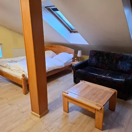 Simon-dach-haus 3*