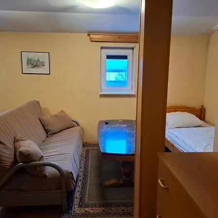Simon-dach-haus Guest house